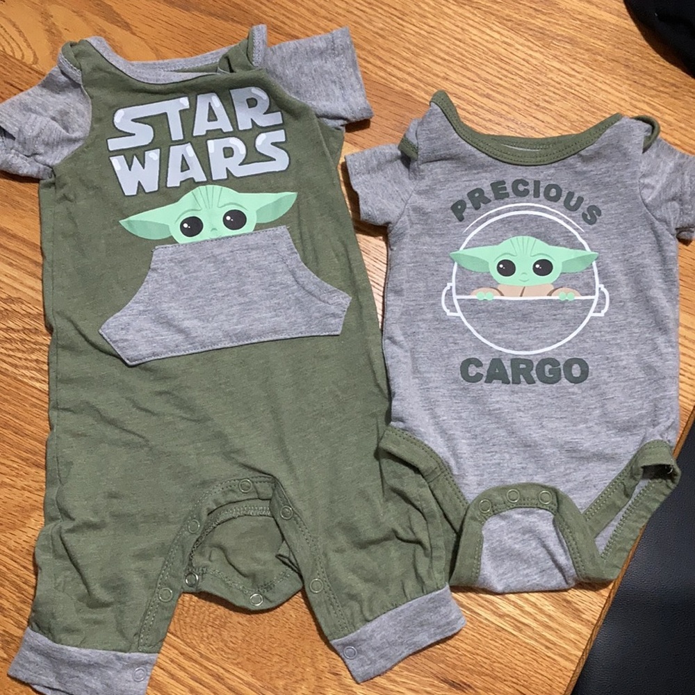 2 Star Wars Baby Yoda Onesies